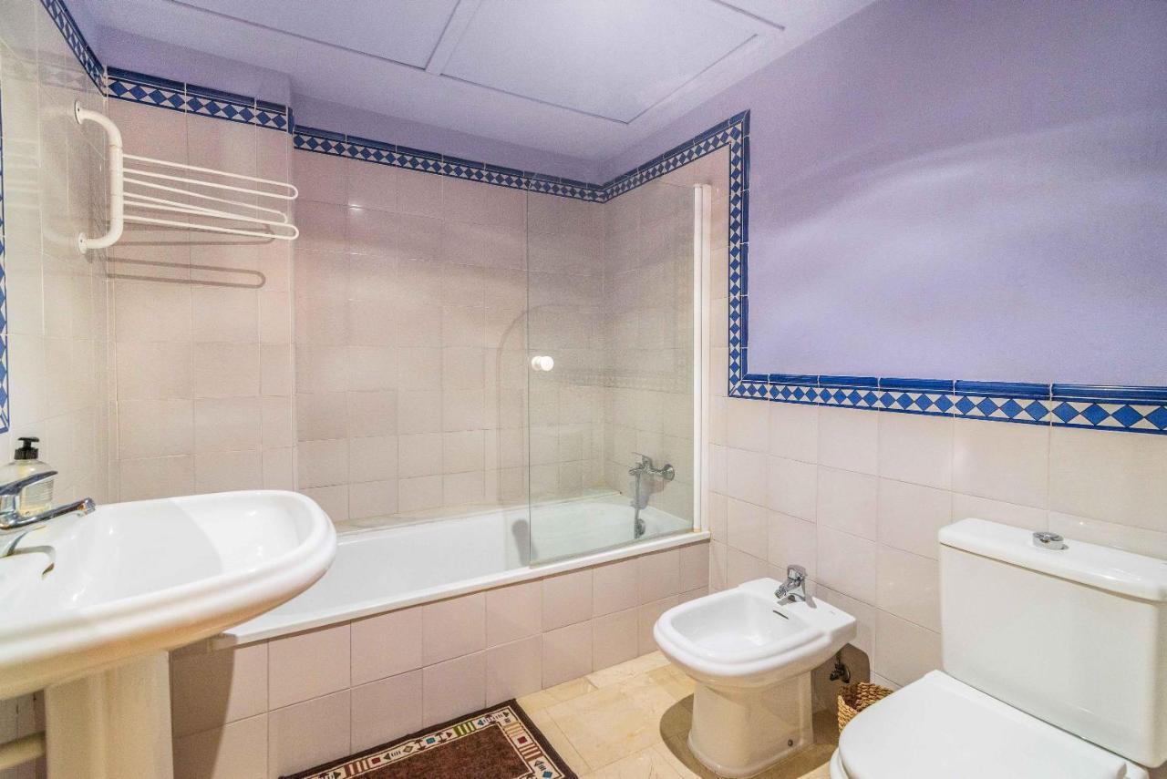 Spacious Apartment In Marbella Bagian luar foto